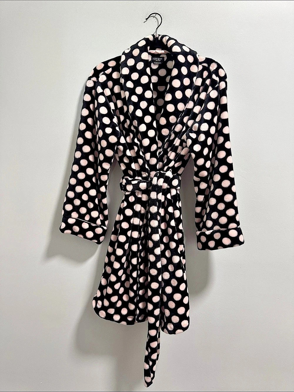 Kate Spade New York Polka Dot Plush Fleece Robe Black & Pink Medium